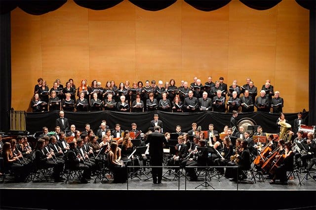 Actuaciones musicales y bendición de autos en las Fiestas de O Birloque (Sábado)