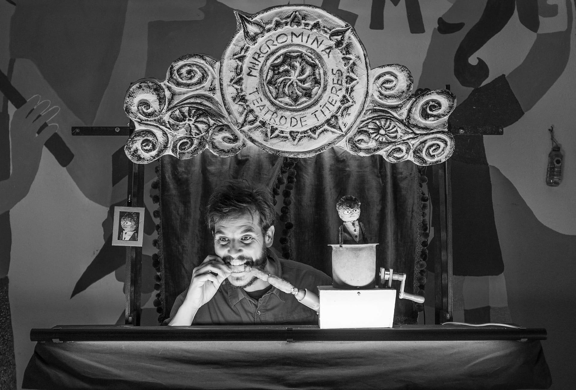 Actuación de 'Familia Unida' de Micromina Títeres