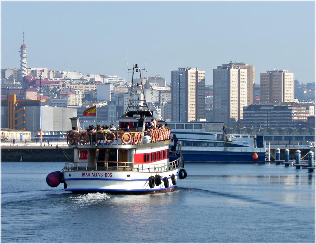 Crucero turístico de O Parrote