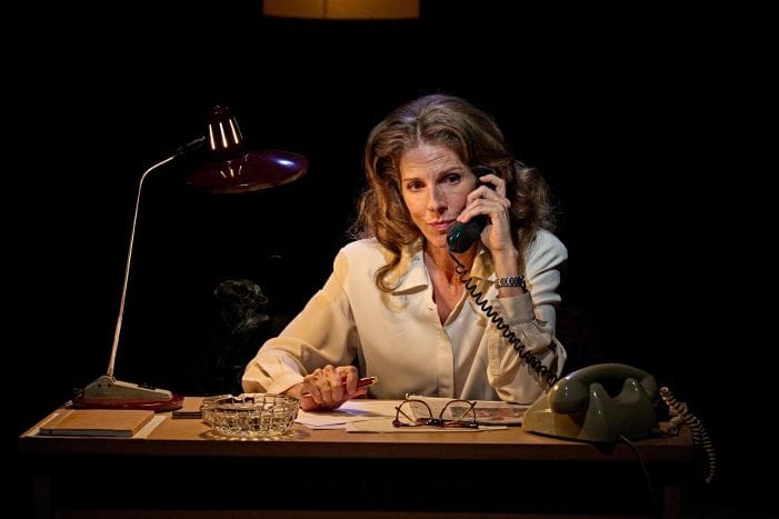 Carmen, Nada de Nadie