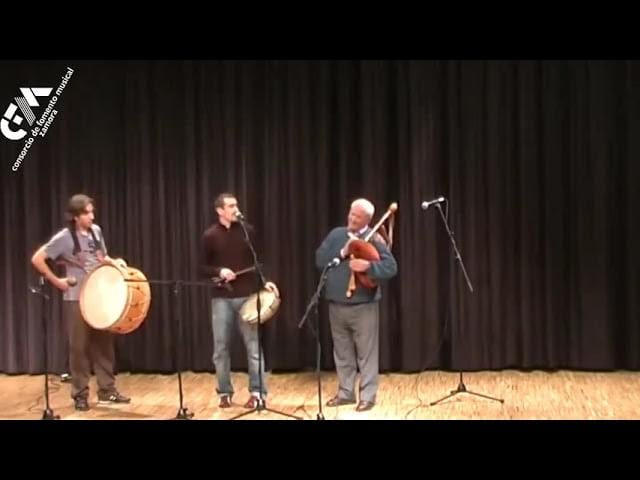 Pasacalles de Os Viqueiras