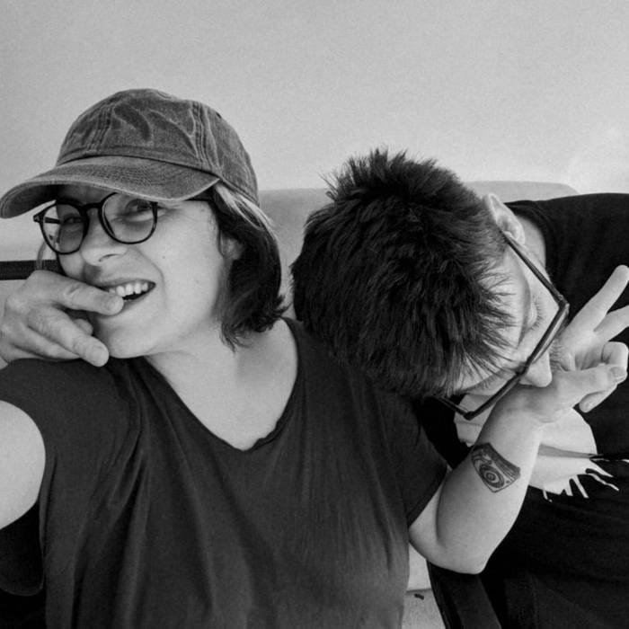 O dúo Clo Plas inaugura as gravacións abertas ao público sobre vinilos de cerámica do selo musical ANALOGIK DREAMS