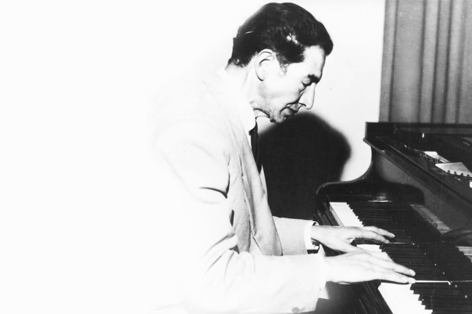 Música de piano para acompañar a los pacientes del CHUO ingresados