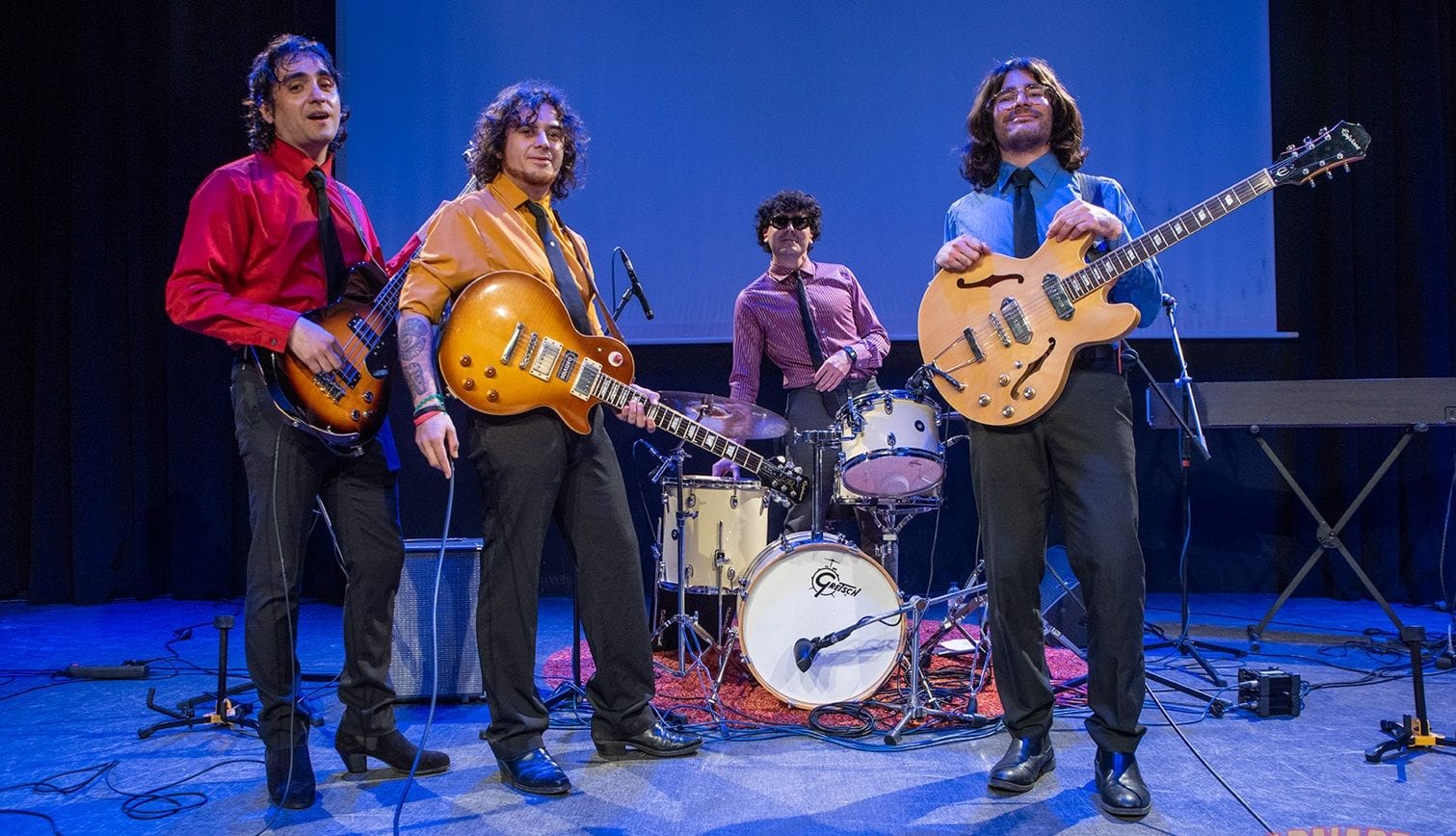 Concierto de Four After 909