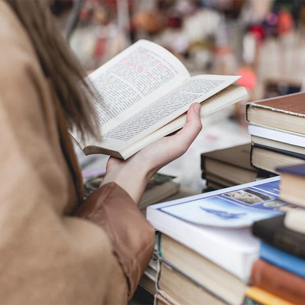 Ven a leer a Cascabillo