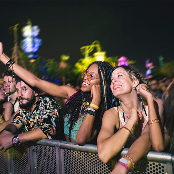 Fiesta del Pregón y Castillo de Fuegos Artificiales de Hogueras 2025