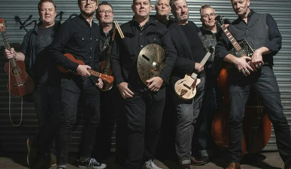 The Everly Pregnant Brothers Live