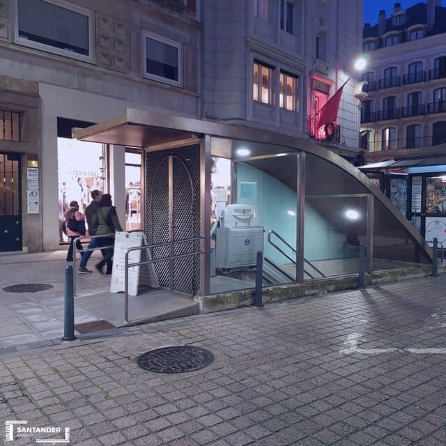 Visita al Refugio Antiaéreo de la Plaza del Príncipe