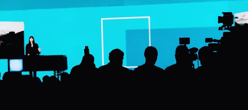 Debate sobre la universidad privada con la Fundación NEOS