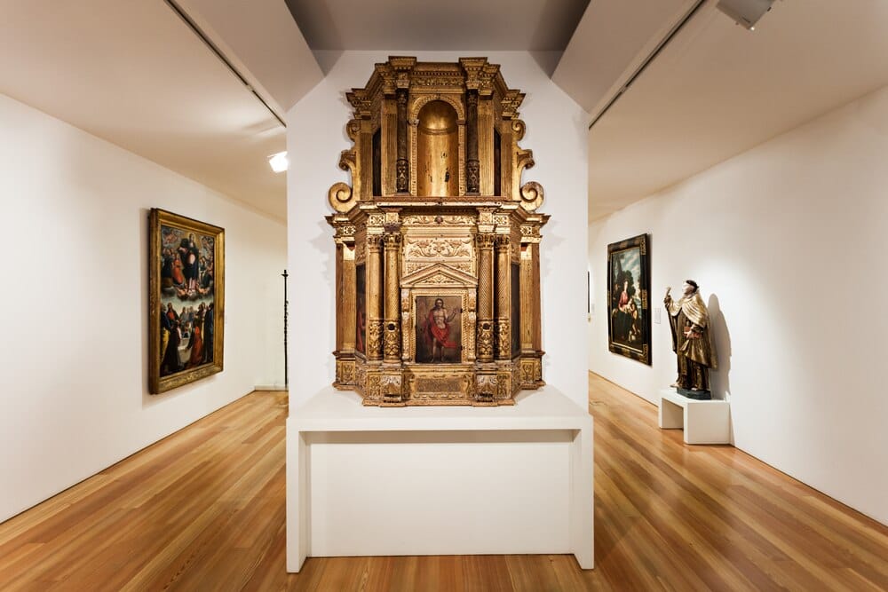 Visita al Museo Colexiata do Sar