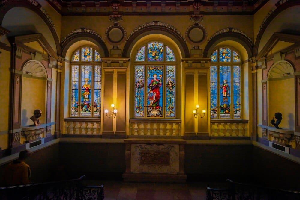 Recorrido por la iglesia de San Martiño Pinario
