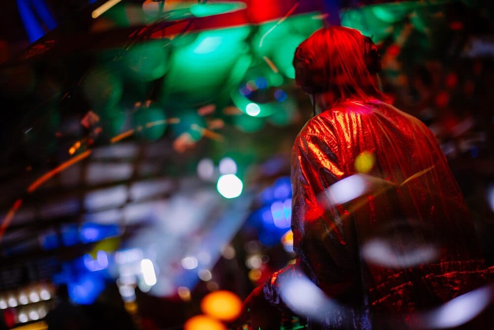 CHAOS INTERNATIONAL + ALAN HARMAN