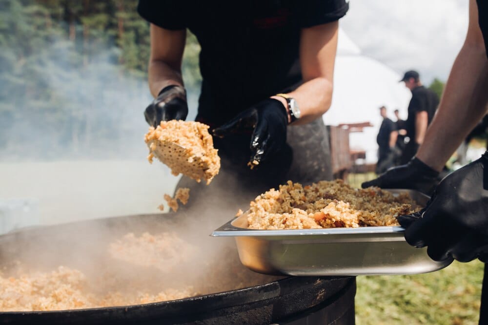 Gran Mejillonada y Paellada de Octava da Ribeira