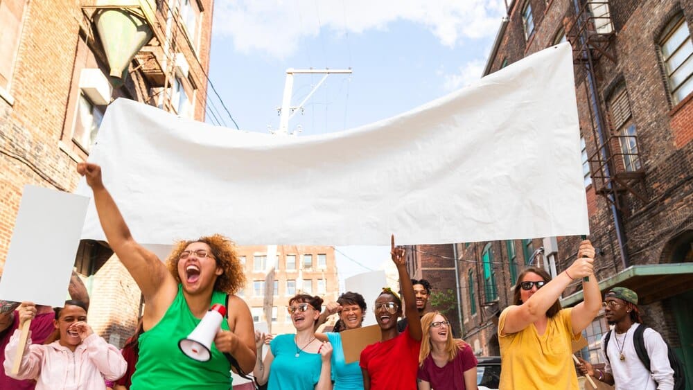 Manifestación de Queremos Galego por las Letras Galegas 2025