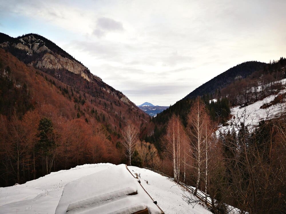 El invierno se adelanta: Nieve en la montaña de Lugo