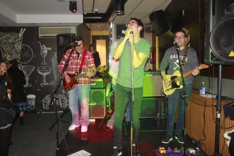 Concierto de Sufre Mamón Covers en Bazaar Pub Music