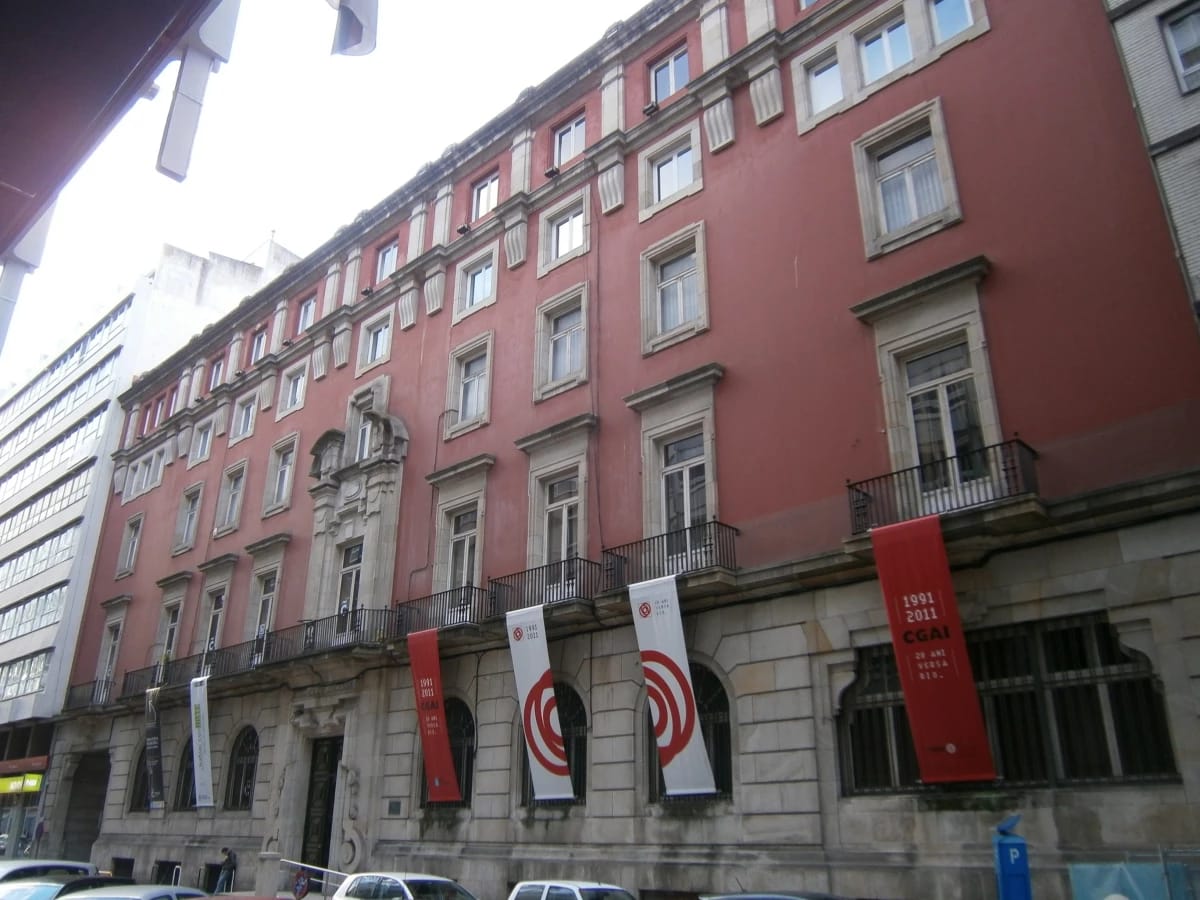 Conferencia | La aplicación de ultrasonidos de alta frecuencia en Neurocirugía