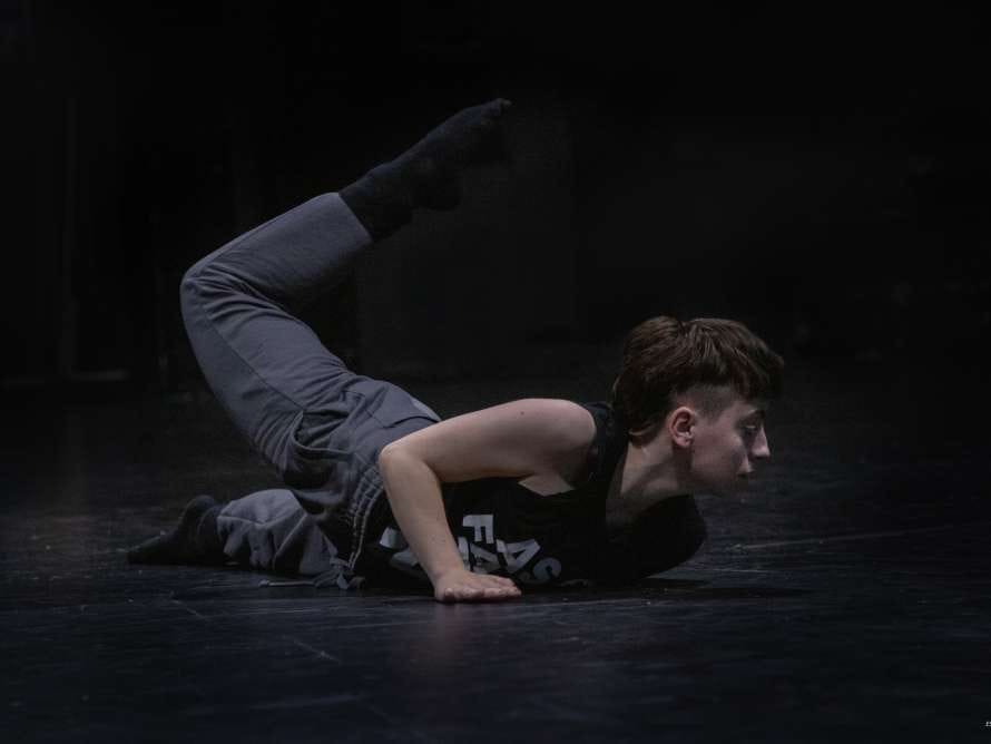 Lydia Areces Novo (Postigo Abierto). Sacerdotisa de la Sed. Escena en danza.