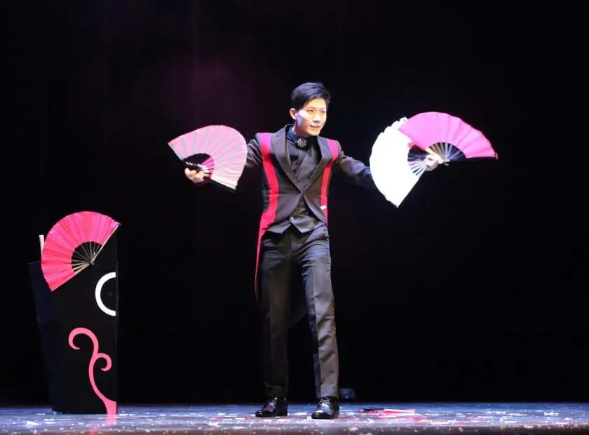 Festival Internacional “León Vive la Magia”