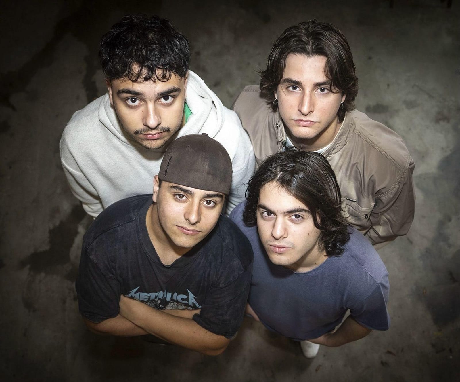 Los del Fondo presenta su primer disco