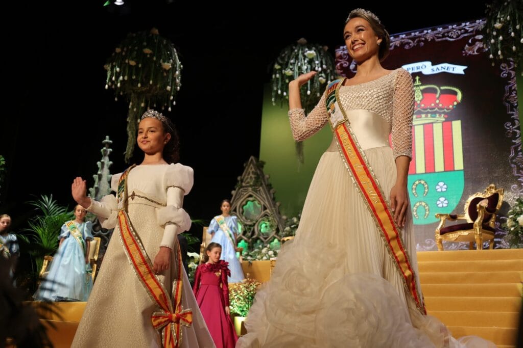Coronación de Reinas de las Fiestas