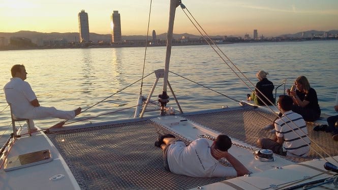 El Gòtic y el Port Olímpic por tierra, mar y aire