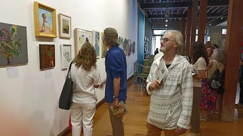 Unha viaxe solidaria e creativa á Vida