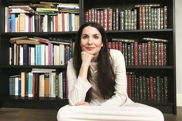 Ciclo de la poesía viva – Carmen Palomo Pinel
