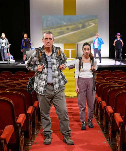 NI FLORES, NI FUNERAL, NI CENIZAS, NI TANTÁN