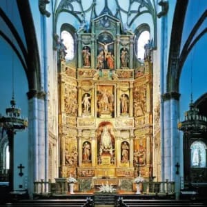 Misa Pontifical en la Iglesia de San Miguel