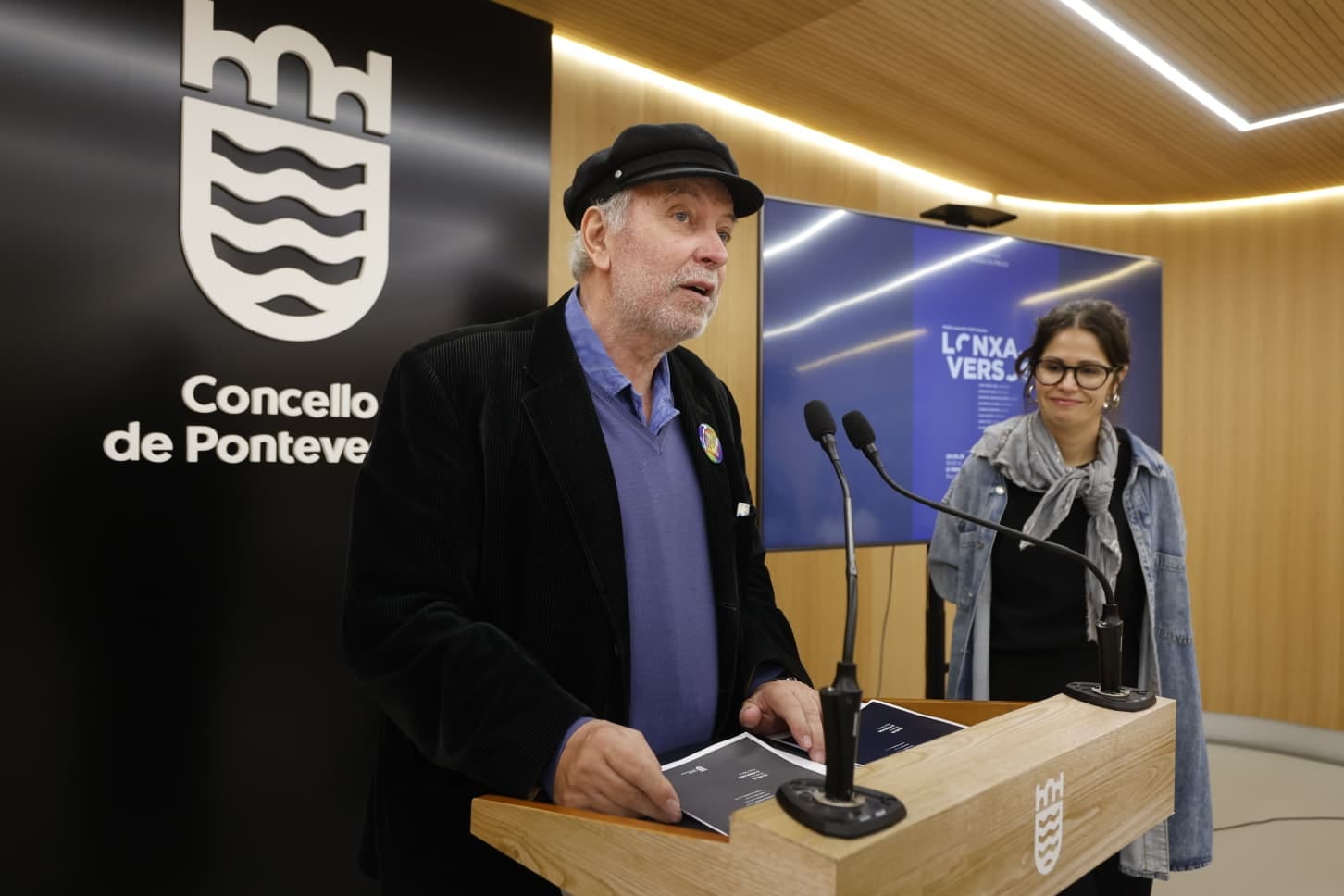 Lonxa de versos galaico-portugueses