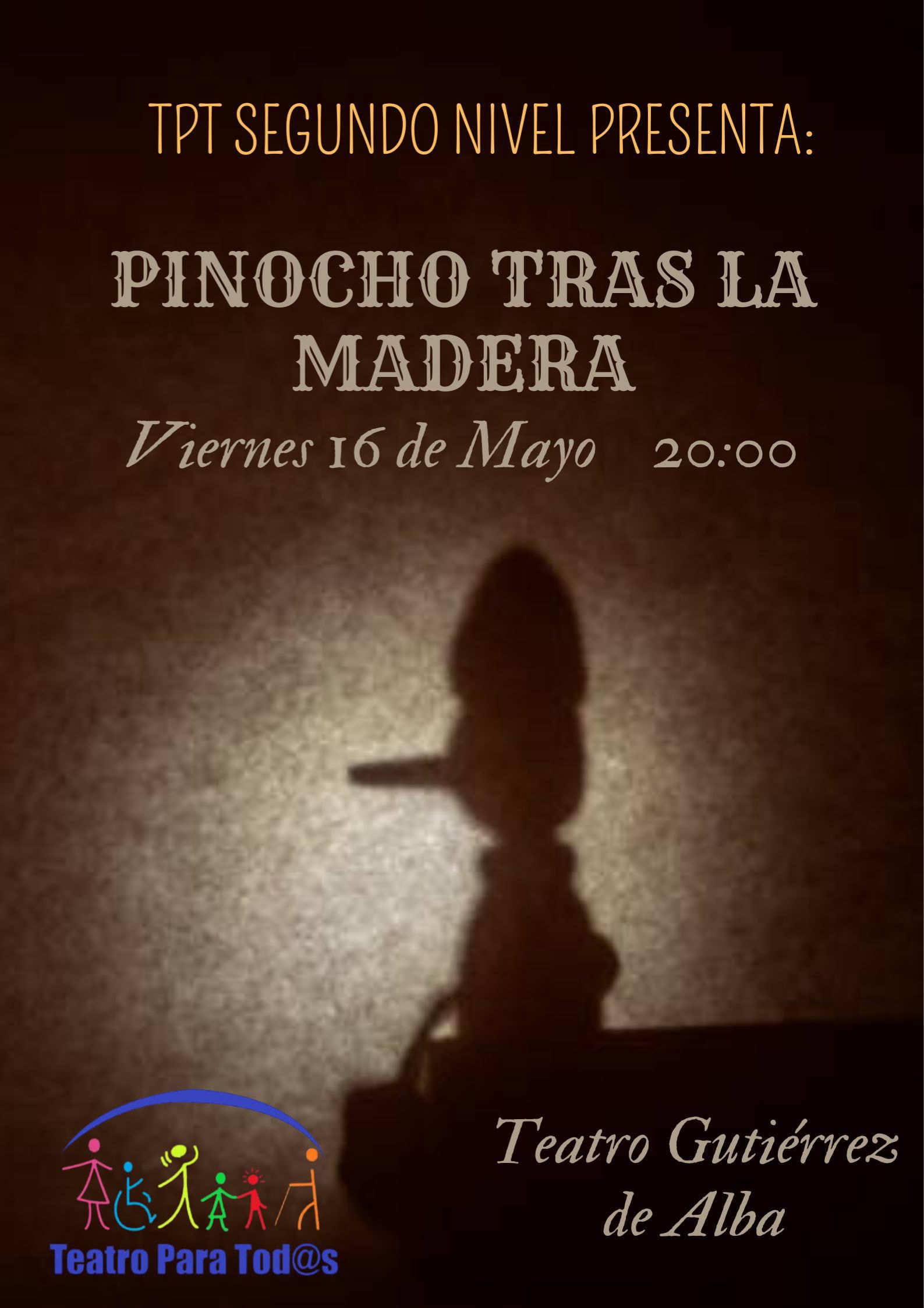PINOCHO TRAS LA MADERA