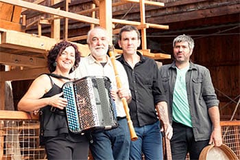 Euskal herri-musika eta soinu-tresnak Juan Mari Beltrán laukotea