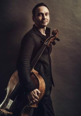 Pavel Gomziakov + Amaia Zipitria