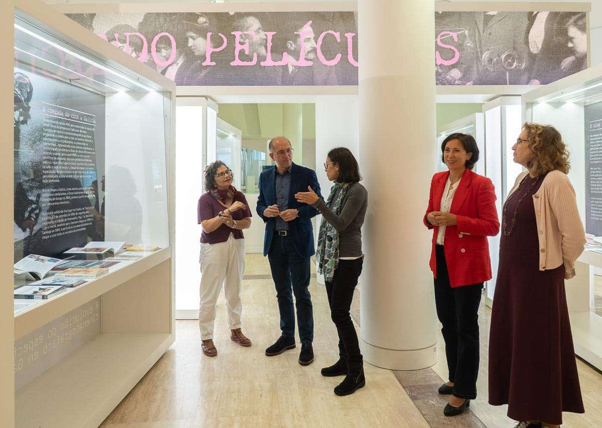 Contando películas: la evolución do espectáculo cinematográfico en Galicia