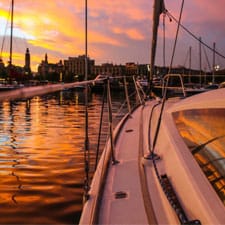 Atardecer con tapas y barra libre de bebidas