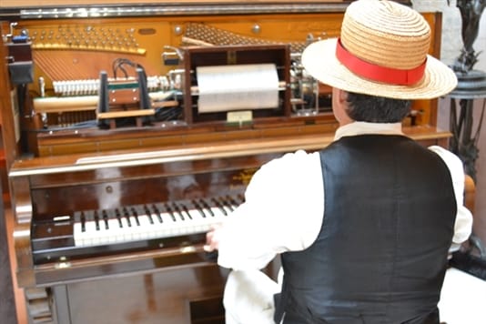 Sona, sona la pianola