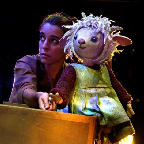 Anita Maravillas: La Maestra