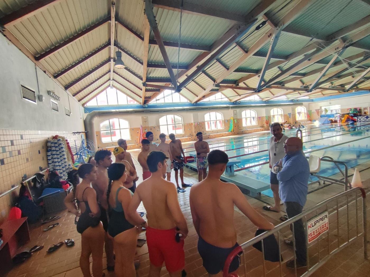 Curso de formación de primeros auxilios, salvamento y socorrismo