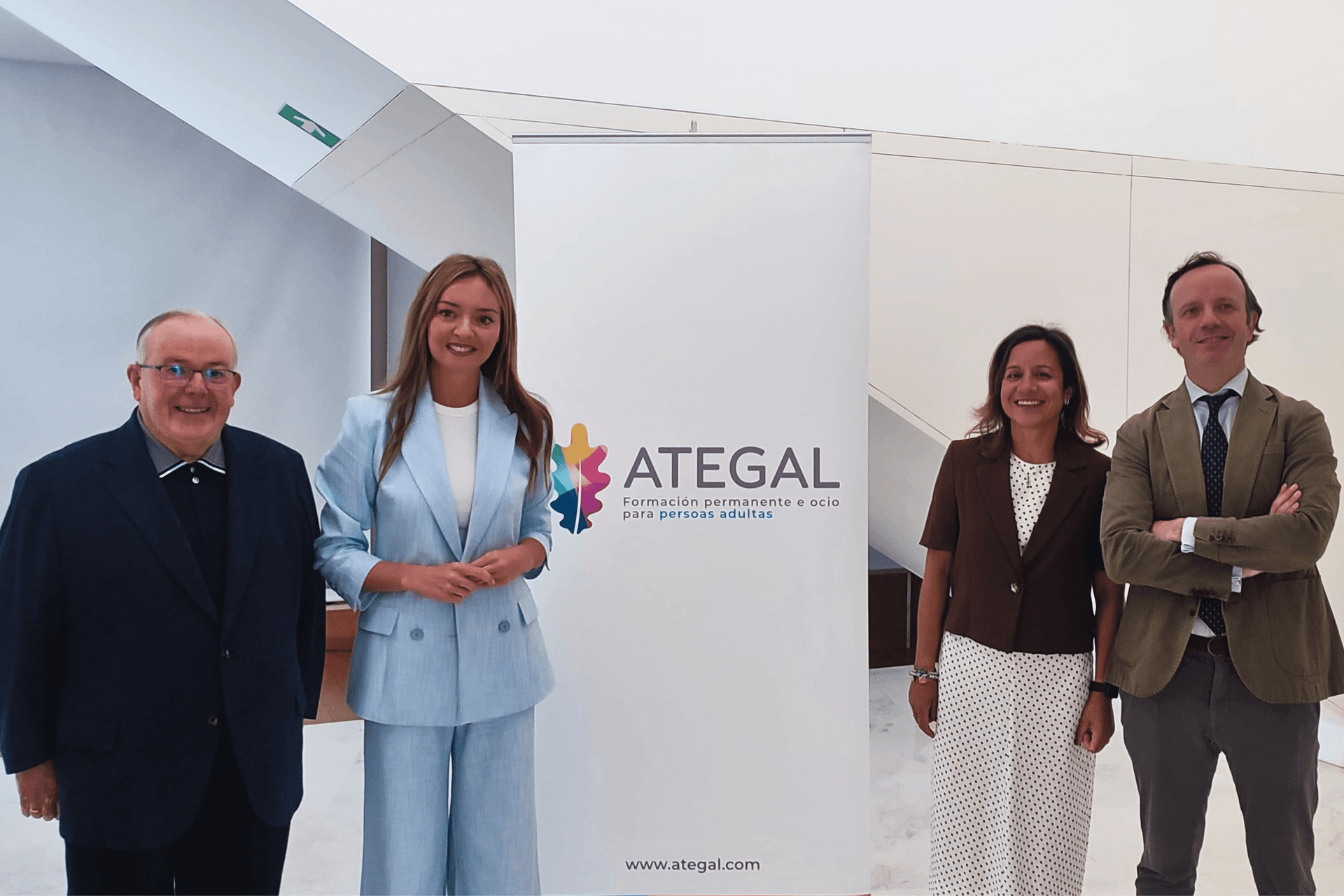 Actuación del Coro de las Aulas de ATEGAL Santiago