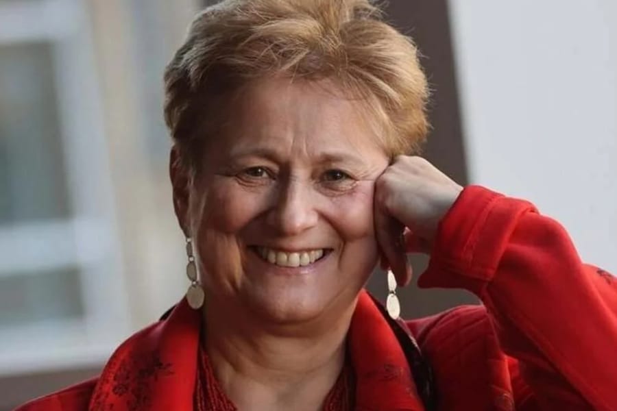 La ficción del consentimiento sexual Rosa Cobo Bedia