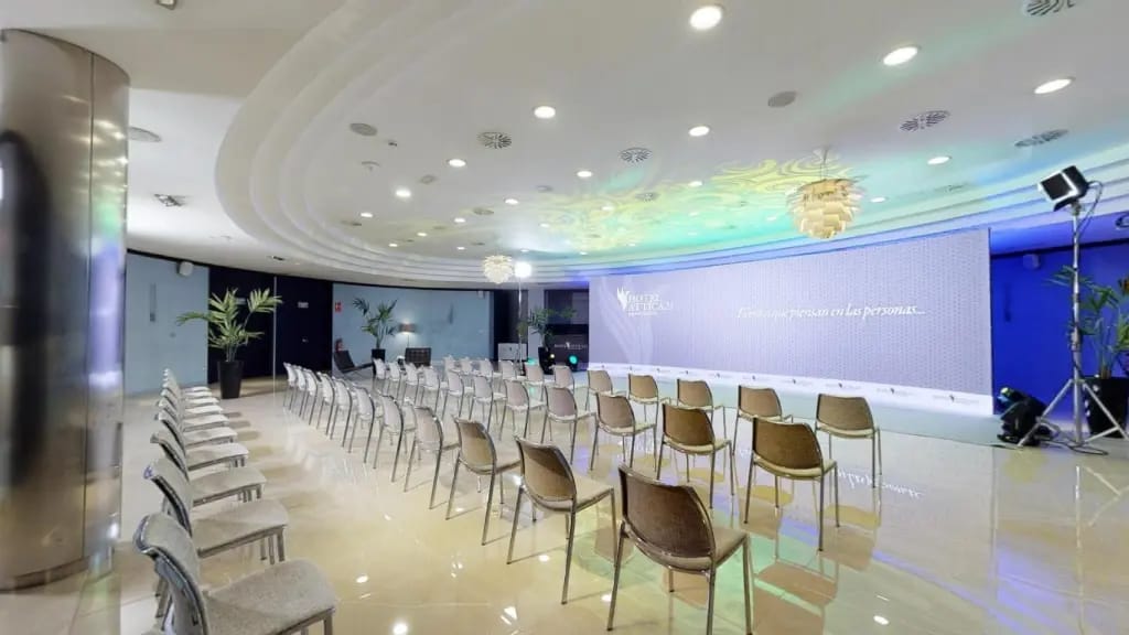 III Noche de Embajadores