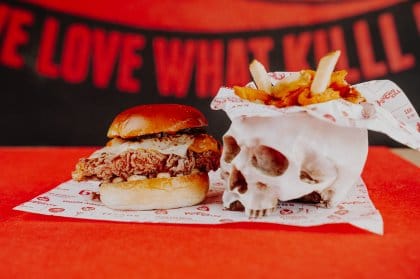 Las smash burgers 666 de Ryans Lola