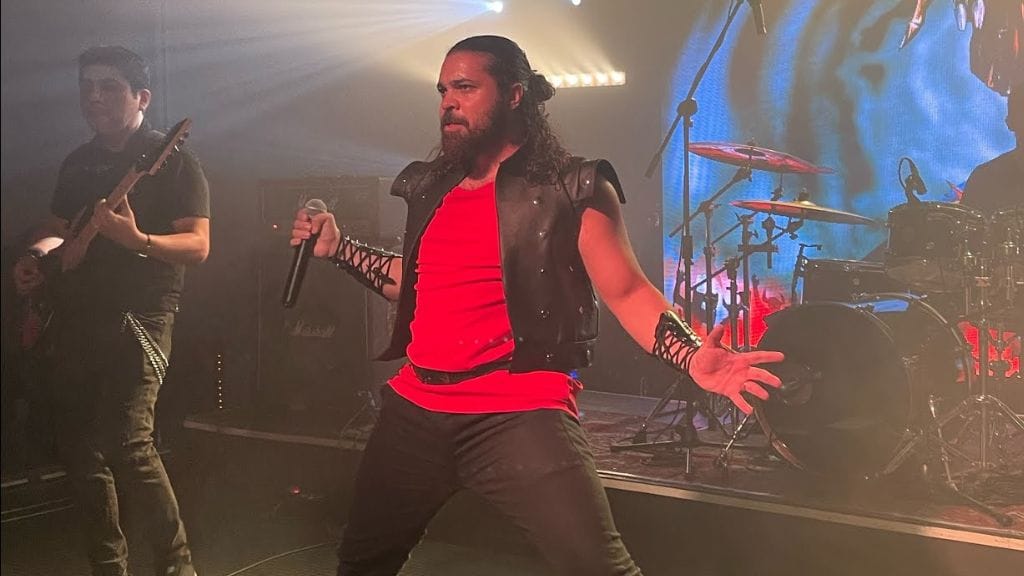 Raphael Mendes (La voz de Bruce Dickinson) + Maiden Free (Iron Maiden)