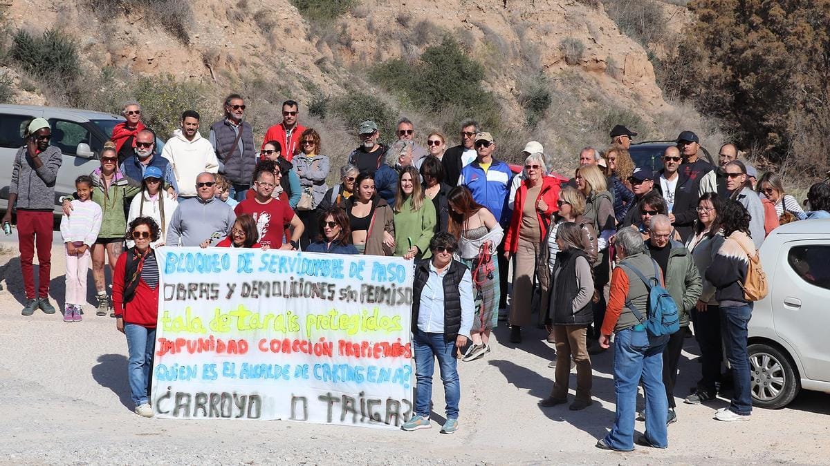 Protesta usuarios camping El Portús
