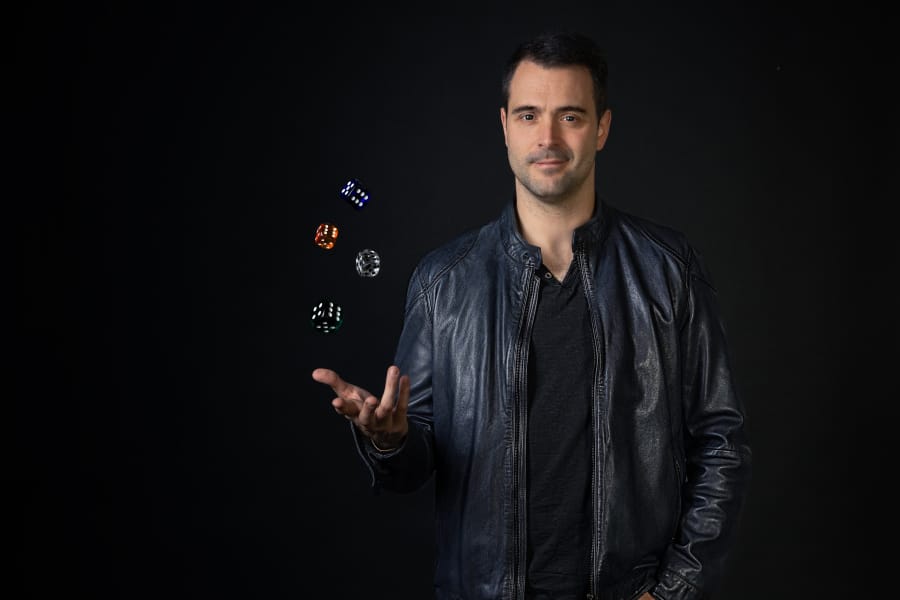 Alter ego Asis Hansson