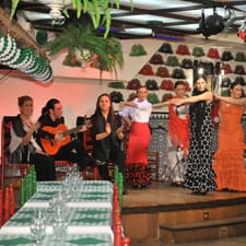 Aire Flamenco Patio Andaluz