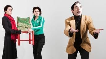 THE CROSS BORDER PROJECT ¿Qué hacemos con la abuela?