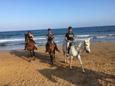 Paseo a caballo por la playa de Calblanque