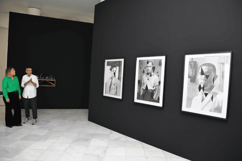 Exposición de Javier Pividal: A drawing in the air